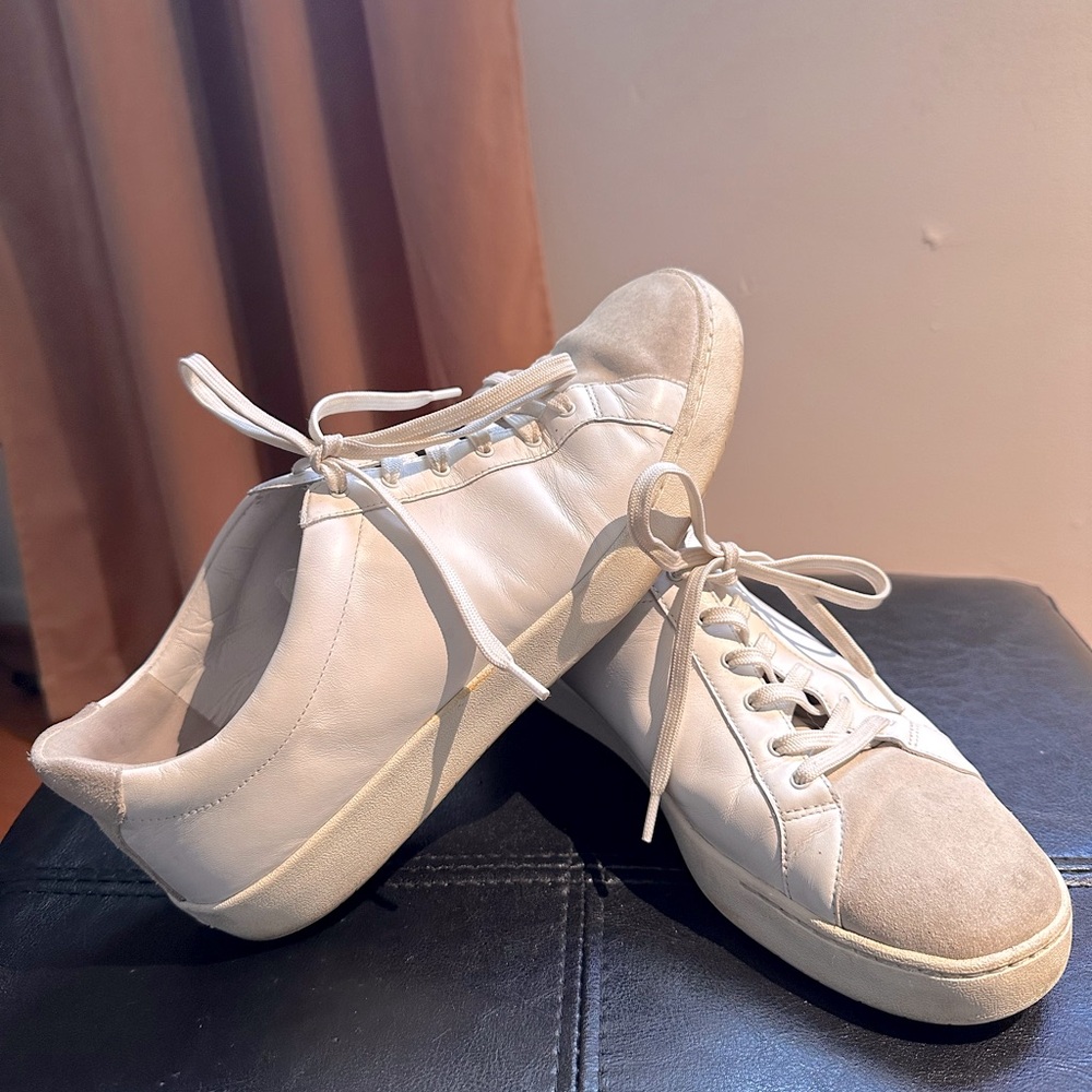 Vince Jana low top sneaker 8.5